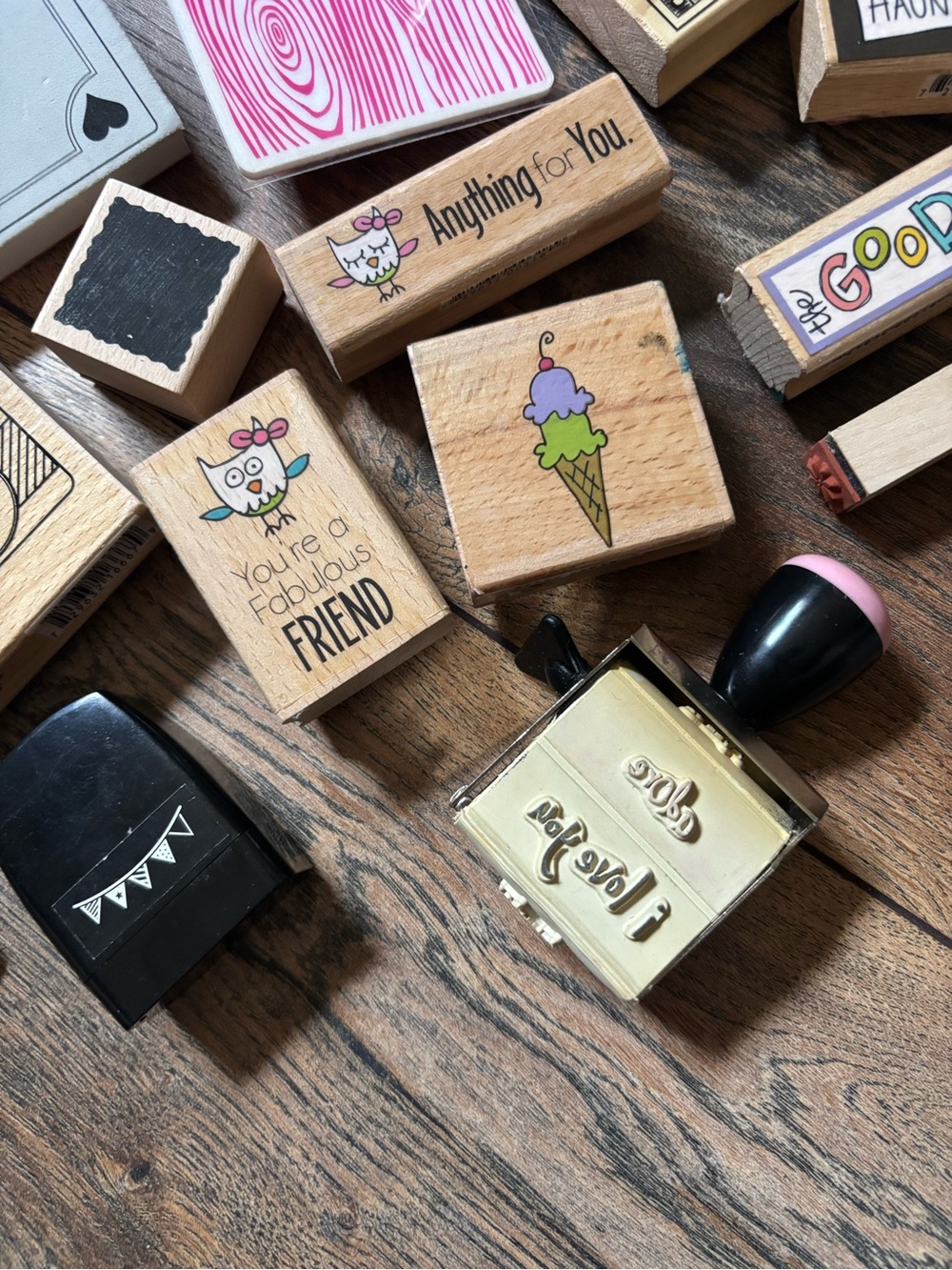 Lot of 30+ Wooden, Rubber and Foam Stamps - Picture 8 of 8